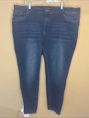 Bloomchic's Indigo Skinny Women's Jeans